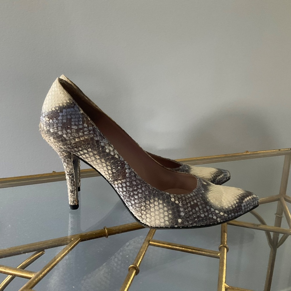 Stuart Weitzman Python Print Blue And White - image 4